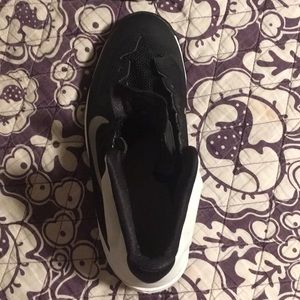 Nike Shoes - Nike shoes Nike Shoes - Nike shoes